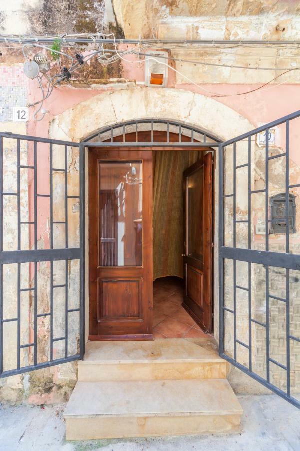 Ortigia Vicolo Giudecca Flat Apartment Syracuse Luaran gambar